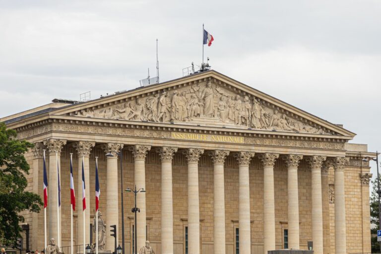 Façade de l'Assemblée nationale à Paris