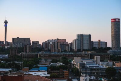 Afrique du Sud : deux fusillades dans des bars font 27 morts à Johannesburg et près du Cap